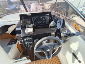 İkinci El Darekco Texas 770 Sport + Suzuki DF 200 ATL Siyah Dıştan Takma Deniz Motoru