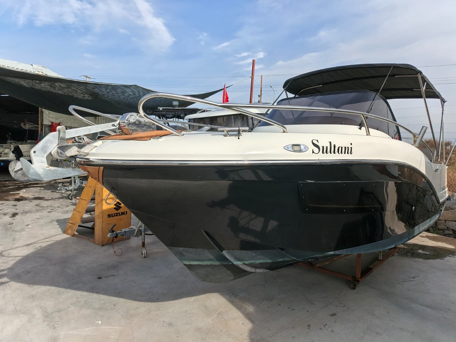 İkinci El Darekco Texas 770 Sport + Suzuki DF 200 ATL Siyah Dıştan Takma Deniz Motoru