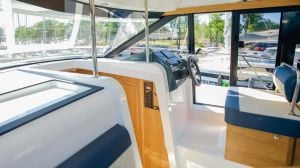 Odysseya Yachts Platinum 35 + Suzuki DF 300 BTX Geki Dual Propeller