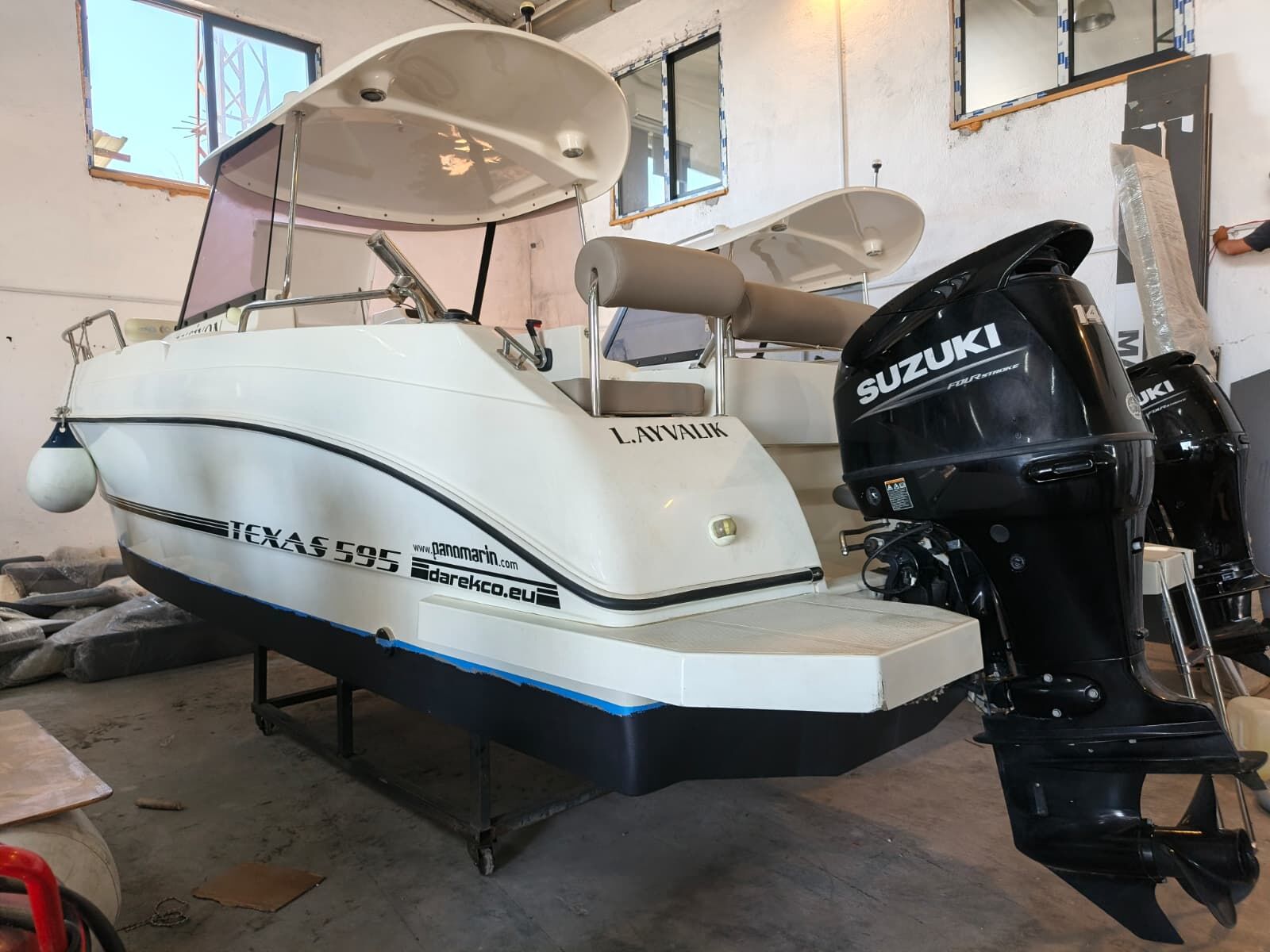 İkinci El DarekCo Texas 595 Pilothouse + Suzuki DF 140 BTL Dıştan Takma Deniz Motoru