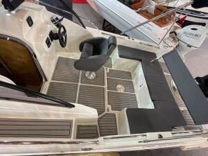 Darekco Texas 770 Sport + Suzuki DF 150 ATX Dıştan Takma Deniz Motoru Beyaz