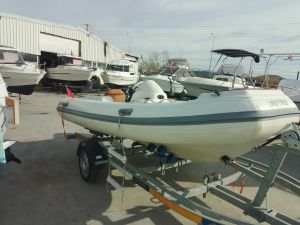 İkinci El Jeetrib JR-F-425-C Fiber Tabanlı Şişme Bot