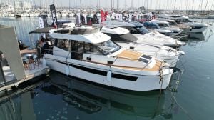 Fırsat Teknesi Odysseya Platinum 40 + Yanmar 250 HP
