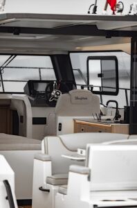Krafter LX35 Luxury Yacht + Suzuki DF250 APX Çift Deniz Motoru