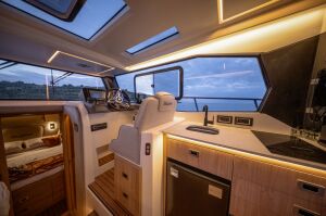 Krafter LX35 Luxury Yacht + Suzuki DF250 APX Çift Deniz Motoru