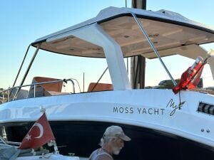İkinci el Moss Diamond 700 + Tohatsu EFI 115 HP Motor