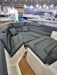 Seagull 9.25 Center Console
