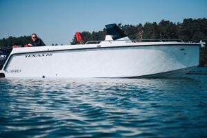 Darekco Texas 750 Open + Suzuki DF200TX Dıştan Takma Deniz Motoru
