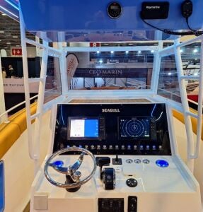 Seagull 9.25 Center Console + Çift Suzuki DF200APX 400 HP  Dıştan Takma Deniz Motoru
