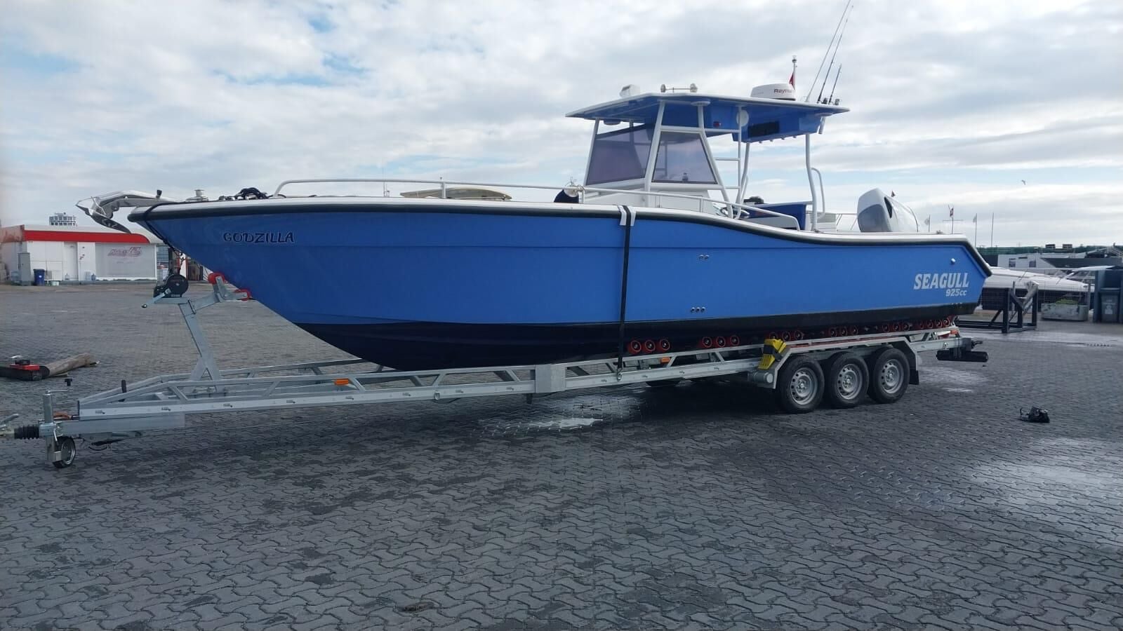 Seagull 9.25 Center Console + Çift Suzuki DF200APX 400 HP  Dıştan Takma Deniz Motoru