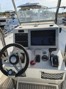 İkinci el Seagull 6.40 Center Console + Suzuki DF200 APX Dıştan Takma Motor