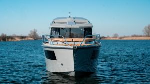 Darekco Texas 775 Weekend + Suzuki DF 150 ATX Dıştan Takma Deniz Motoru Beyaz